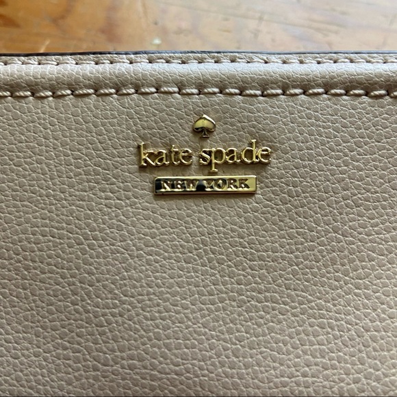 KATE SPADE ♠️ | wallet - Picture 3 of 15